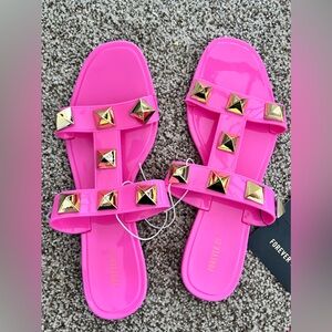 Forever 21 hot pink Barbie rockstud sandals sz 8 new jelly